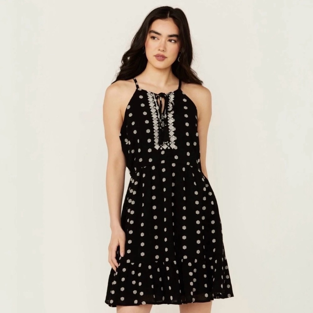 Idyllwind Fueled by Miranda Lambert Zelida Embroidered Halter Lined Dress M #205